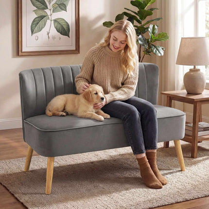 Dvivietė sofa, tamsiai pilka, patvarus audinys, medinės kojelės