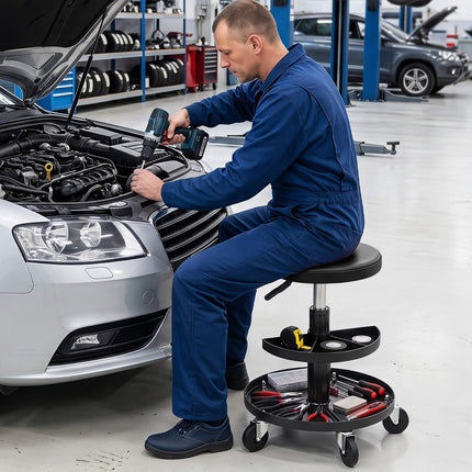 Reguliuojama mechaniko kėdė su įrankių padėklais, juoda