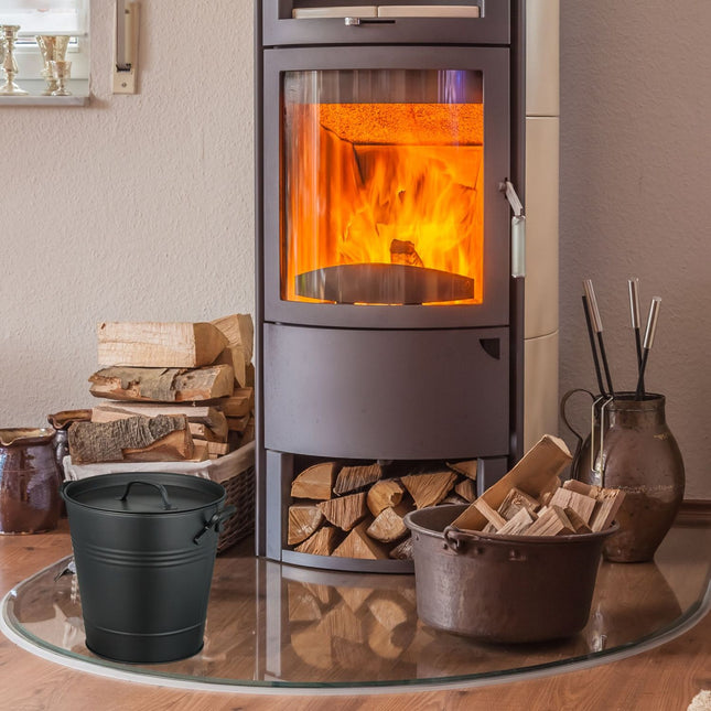 Juodas metalinis pelenų kibiras su dangčiu - 19 litrų