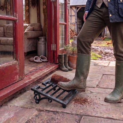 Batų grandiklis - ketaus su šereliais, Boot Jack