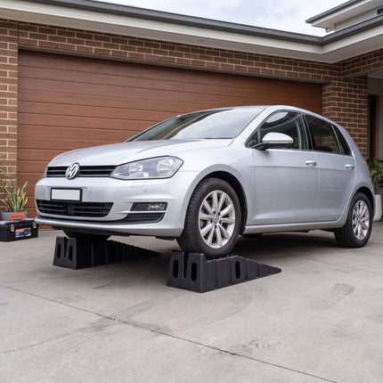 Car Ramps 2-Piece Set with 5 Tonne Capacity and Wheel Stop, Non-Slip, Black
