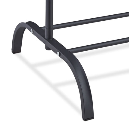 Clothes rack with shelf
