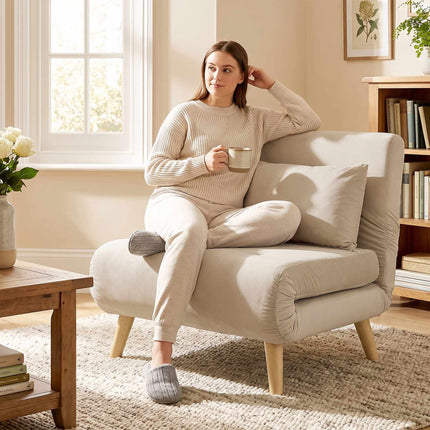 Išskleidžiama 3 viename sofa-lova, reguliuojamas atlošas, smėlio spalvos