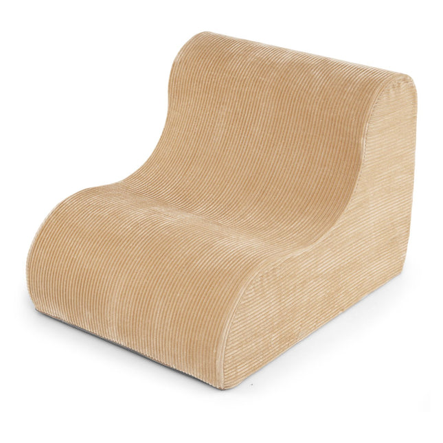 Išlenkta sofa su grindimis, skalbiamas skalbimo mašinoje užvalkalas, smėlio spalvos