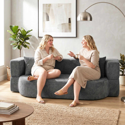 Tamsiai pilka išskleidžiama sofa-lova – didelio tankio putplastis, šenilinis audinys