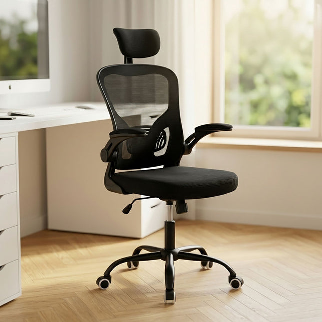 Ergonomiška juoda biuro kėdė su galvos ir juosmens atrama