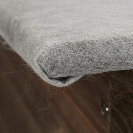 Didelis medinis ežių namas