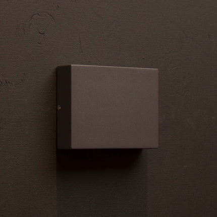 Per II Wall luminaire LED IP54 3000K 6W 430lm Anthracite