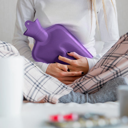 Violetinis karšto vandens butelis 2 l, nepralaidus, malšina skausmą