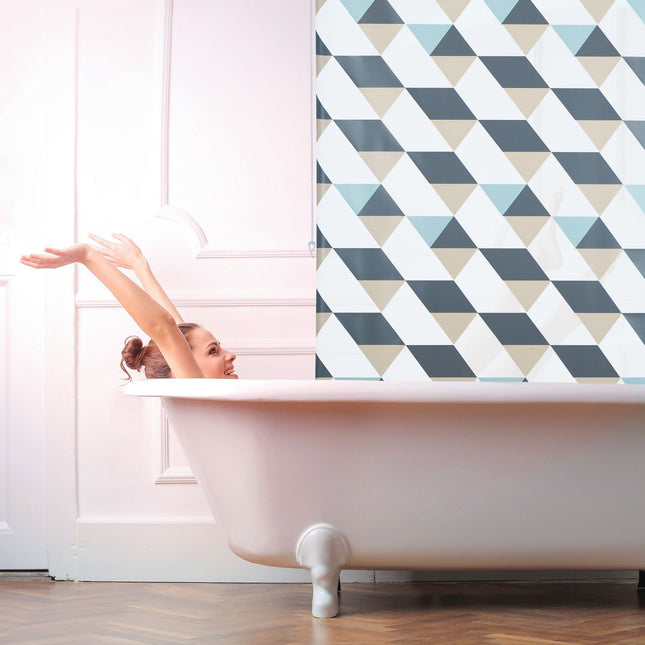 Roller blind for shower with geometric design