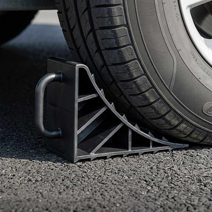 Automobilio ratų kaladėlės su rankena, 2 vnt. pakuotėje, juodo plastiko